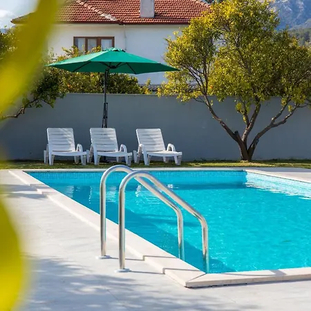 Tanem Atakoy Daily Weekly Villa